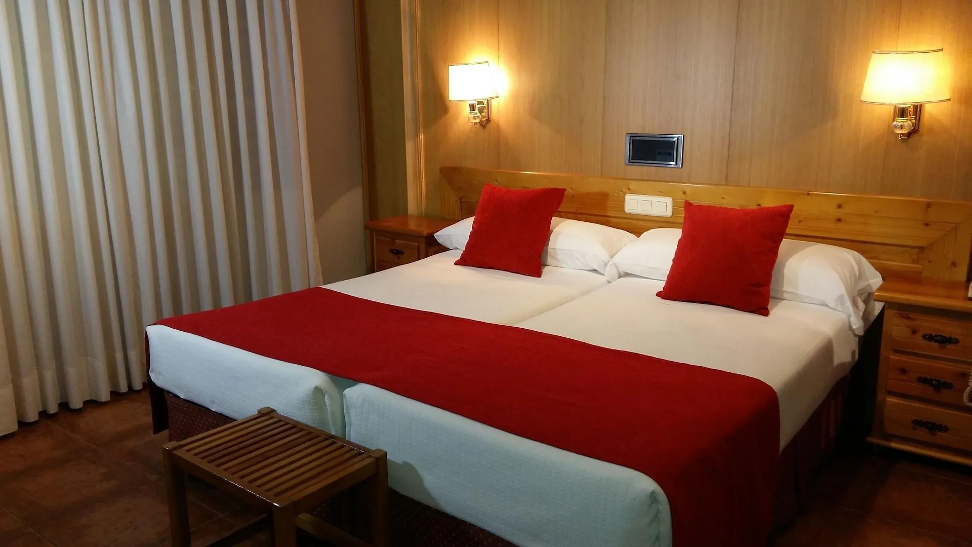 Hotel Real De Tolède