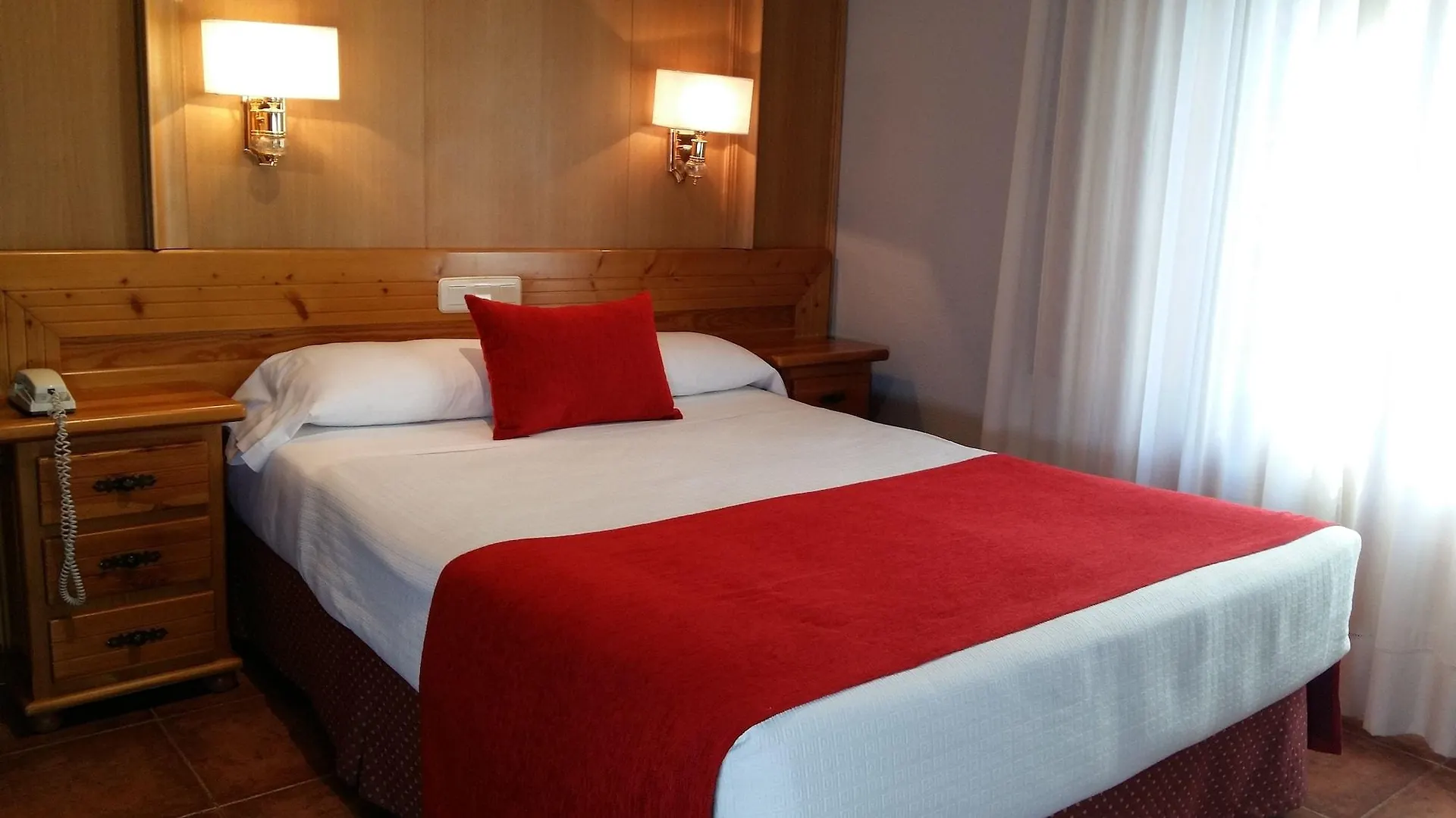 Hotel Real De Tolède
